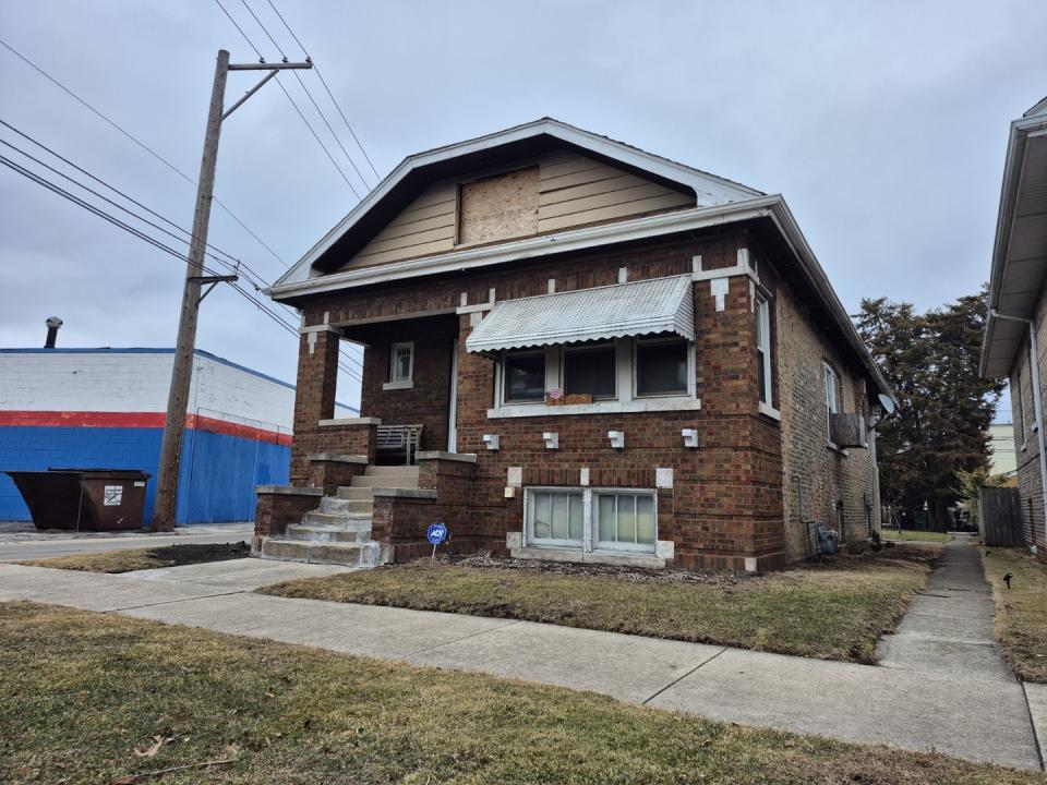 3425 Elmwood Avenue, Berwyn, Illinois 60402