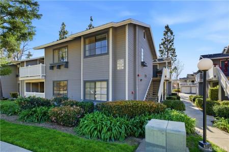 1774 Shady Oaks Court , 116, Azusa, California 91702, Estados Unidos