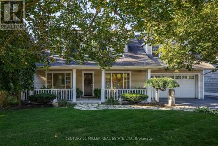 76 BROCK STREET, Oakville (co Central), Ontario L6K 2Z1, Canada