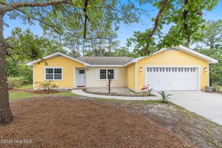 383 & 387 Red Fox Street NW, Shallotte, North Carolina 28470, Stati Uniti