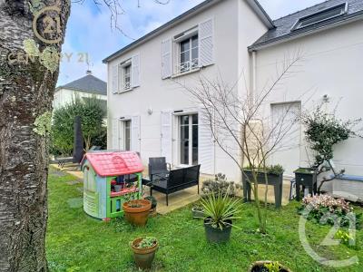 Nantes, Pays de la Loire 44300, France