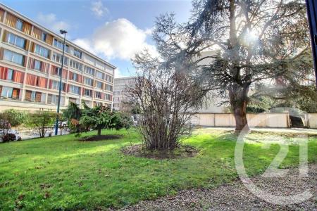 Pantin, Île-de-France 93500, France