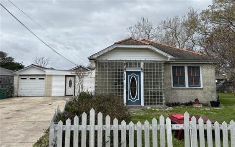 436 AVENUE D Avenue, Marrero, לואיזיאנה 70072, ארצות הברית של אמריקה 