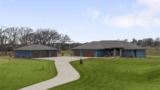 3420 Britton Rdg, Norway, Wisconsin 53182, USA