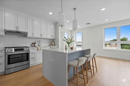 301 Border Street , #601, Boston, Massachusetts 02128, USA