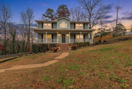 3609 Glen Oaks Drive, East Ridge, Tennessee 37412, USA