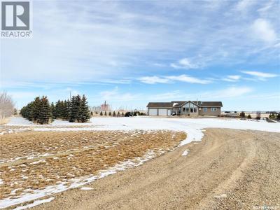 WEYBURN HIGHWAY 13 ACREAGE, Weyburn Rm No. 67, Saskatchewan S4H 0A0, Canada