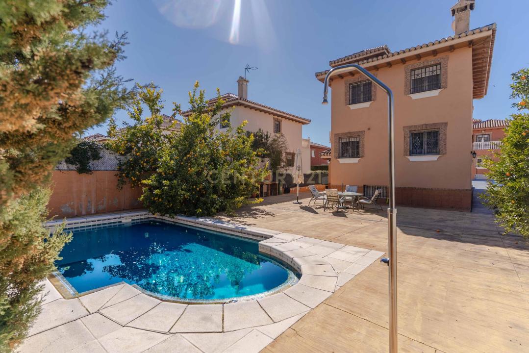 Granada, Andalucía 18198, Espanha