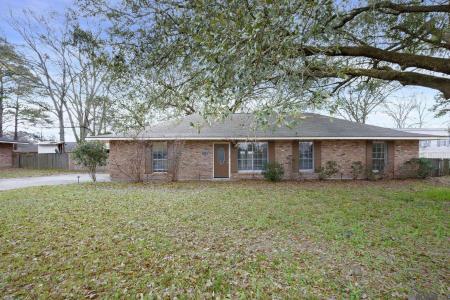 41145 1st Colonial St, Prairieville, Louisiana 70769, USA