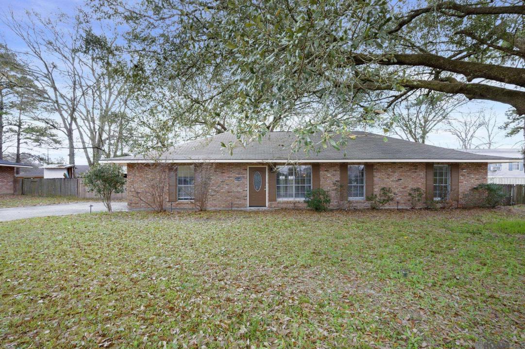41145 1st Colonial St, Prairieville, Louisiana 70769, USA