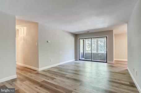 527 Florida Avenue Unit# 104, Herndon, Virginia 20170, USA