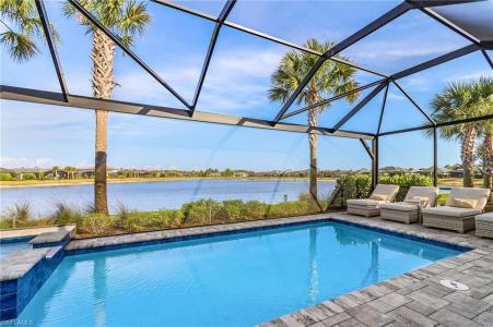 2073 Yellowfin CIR, NAPLES, Florida 34114, USA