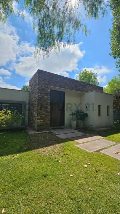 Araoz 2399, Mayor Drummond, Mendoza 5507, Argentinien