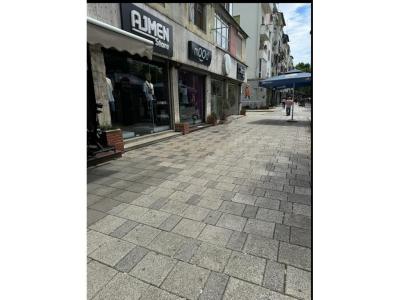 Rruga Muhamet Gjollesha, Tirana, Albania