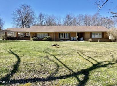 10132 Coeburn Mountain Road, Wise, Virginia 24293, USA