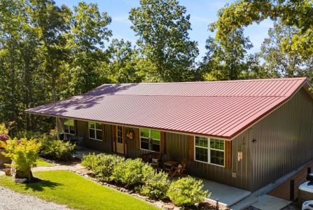 104 Jacobs Lane, Mountain View, Arkansas 72560, USA