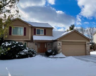 726 Baker Street, RochesterHills, Michigan 48307, USA