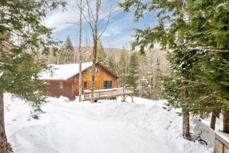 107 Coderre Road, Irasburg, Vermont 05845, USA