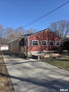 911 Brown Avenue, Galesburg, Illinois 61401, USA