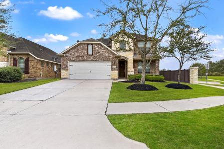 2302 Snowy Egret Drive, Katy, Texas 77494, USA