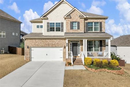 7655 Farrow Pass Circle, Cumming, Georgia 30028, USA