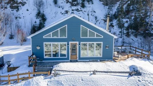 265  Rue Sénéchal, Cacouna, Quebec G0L 1G0, Canada