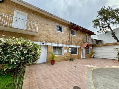 Av. Principal de Las Palmas Qta, Caracas, Distrito Capital 1050, Venezuela