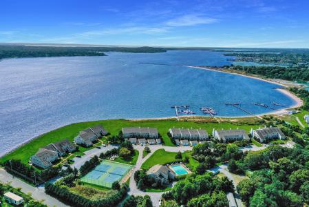 2820 Shipyard Lane Unit 2C2, East Marion, NY 11939, USA