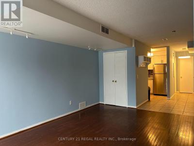 1289 QUEEN STREET WEST, Toronto (south Parkdale), Ontario M6K 1L6, Kanada