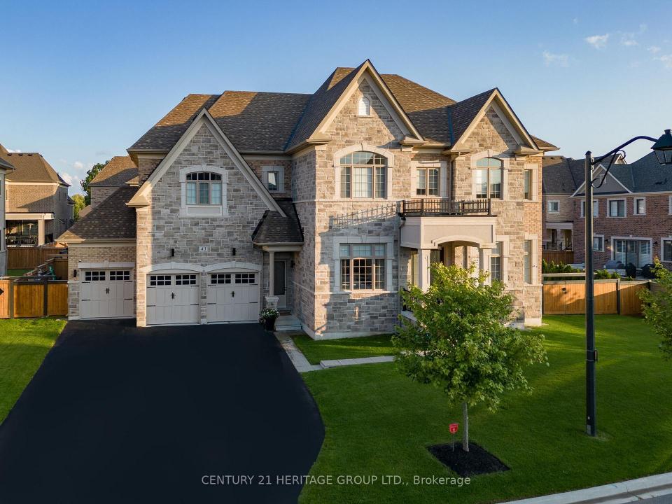 43 SIR HENRY COURT, King, Ontario L7B 0P5, Canada