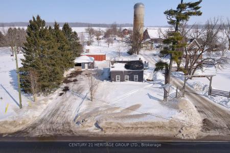 1945 PENETANGUISHENE ROAD, Oro-Medonte-, Ontario L4M 4Y8, Canada