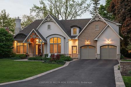 209 DONESSLE DRIVE, Oakville, Ontario L6J 3Y7, Canadá