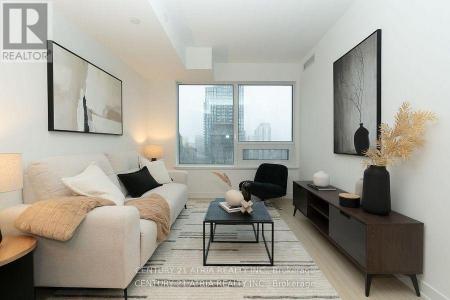 8 WELLESLEY STREET WEST, Toronto (bay Street Corridor), 온타리오주 M4Y 0J5, 캐나다