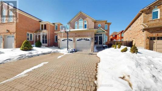 12 FORTUNE CRESCENT, Richmond Hill (rouge Woods), Ontario L4S 1S5, Kanada