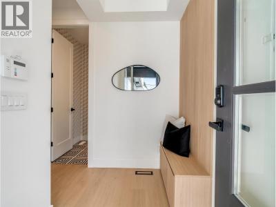 359 LAVAL STREET, Coquitlam, Colombie-Britannique V3K 4W7, Canada