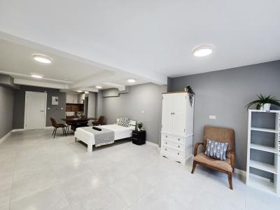 99, Burnside Road, DAGENHAM, United Kingdom