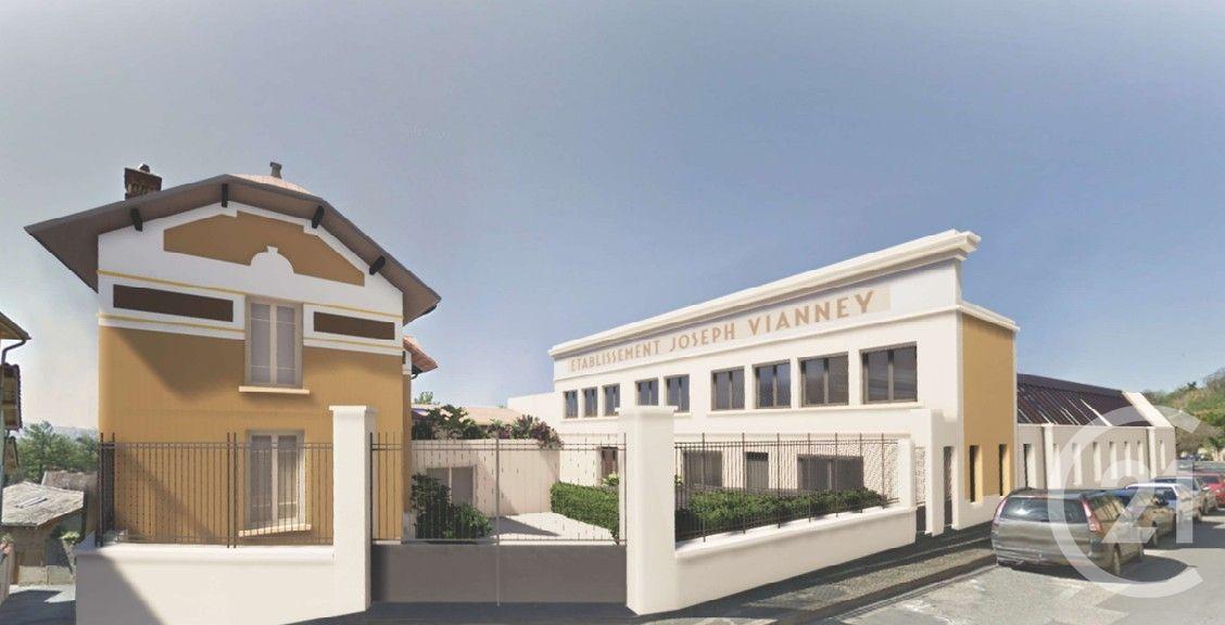 Trevoux, Rhône-Alpes 01600, France