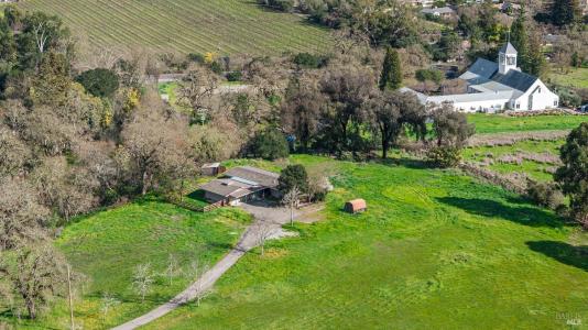 1150 Sobre Vista Rd, Sonoma, California 95476, USA