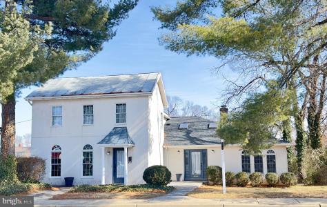 214 S Royal Avenue, Front Royal, バージニア 22630, アメリカ合衆国