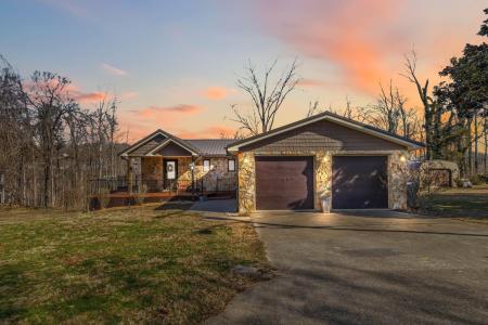 194 Military Road, Somerset, Kentucky 42503, USA