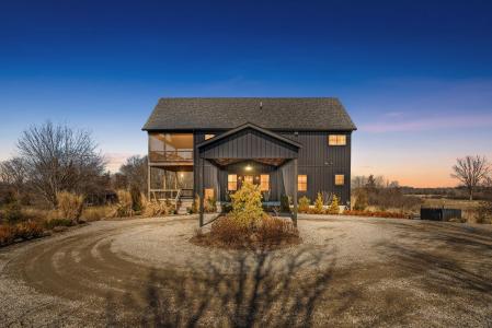 6364 126th Avenue, Fennville, Michigan 49408, USA