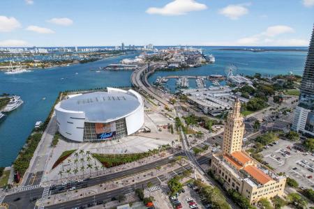 159 NE 6th Street #3905, Miami, Florida 33132, USA