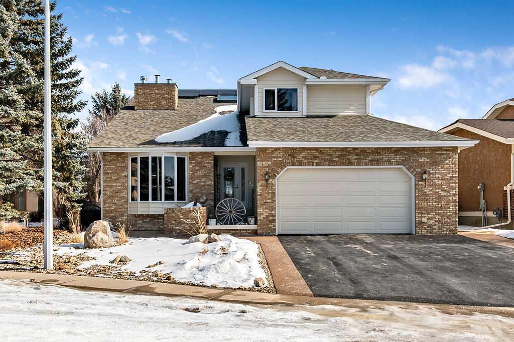 162 WOODBEND WAY, Okotoks, Alberta T1S 1M1, Canada