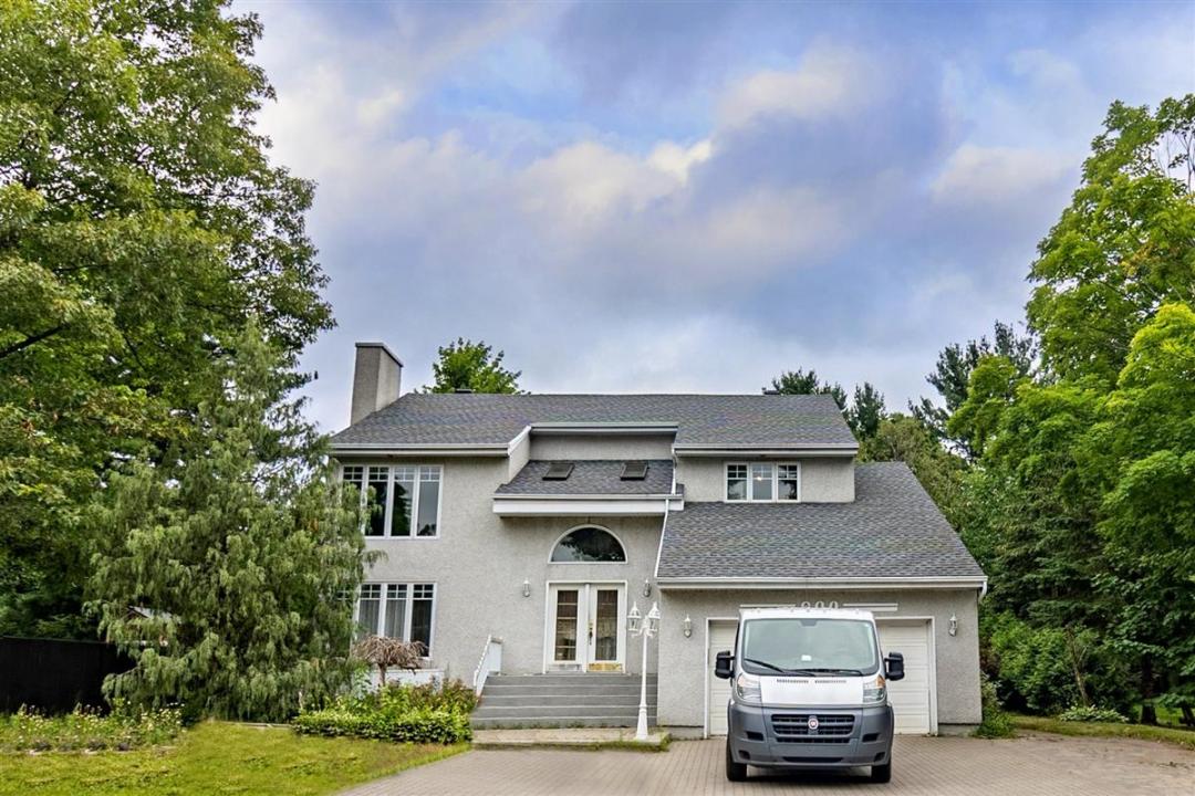 990 Rue Châteauneuf, Saint-Jérôme, Québec J5L 1H7, Canada