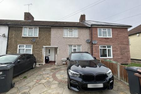 41, Harris Road, DAGENHAM, United Kingdom