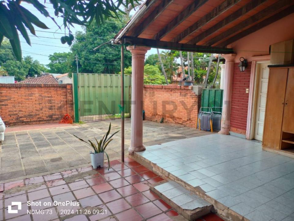 Jose Decoud casi Antequera 2422, Lambaré, Central 00001, Le Paraguay