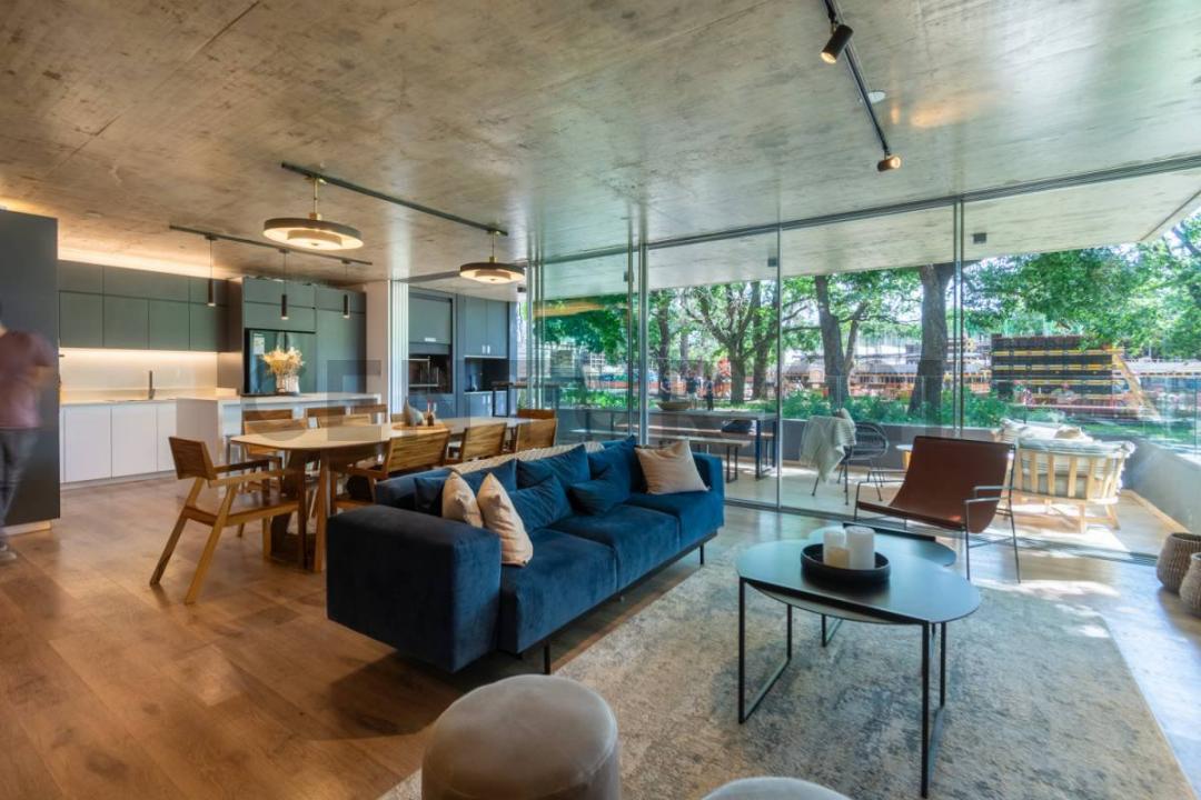 Ituzaingó, GBA Oeste 1713, Argentina