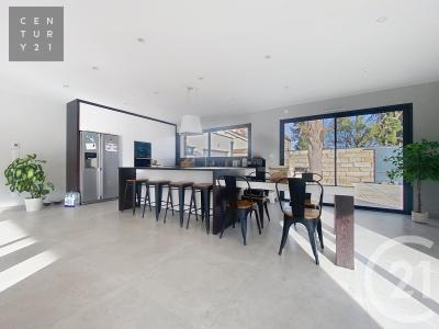 Troyes, Champagne-Ardenne 10000, France