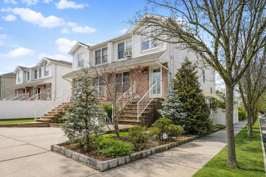 123 Mosely Ave, Staten Island, ニューヨーク 10312, アメリカ合衆国