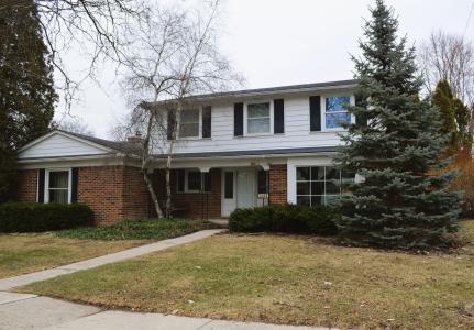 3139 Lexington Drive, Ann Arbor, Michigan 48105, USA